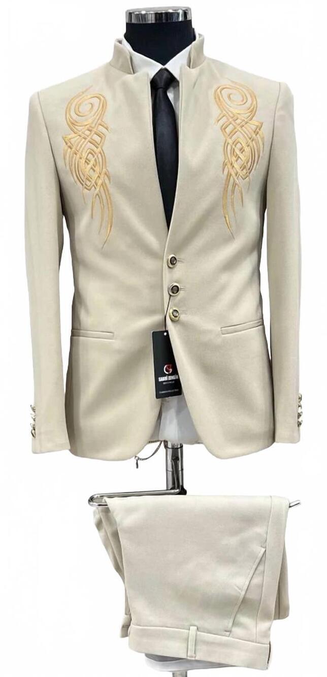 NEW UNITED GARMENTS men’s textured slim fit short blazer jacket in beige